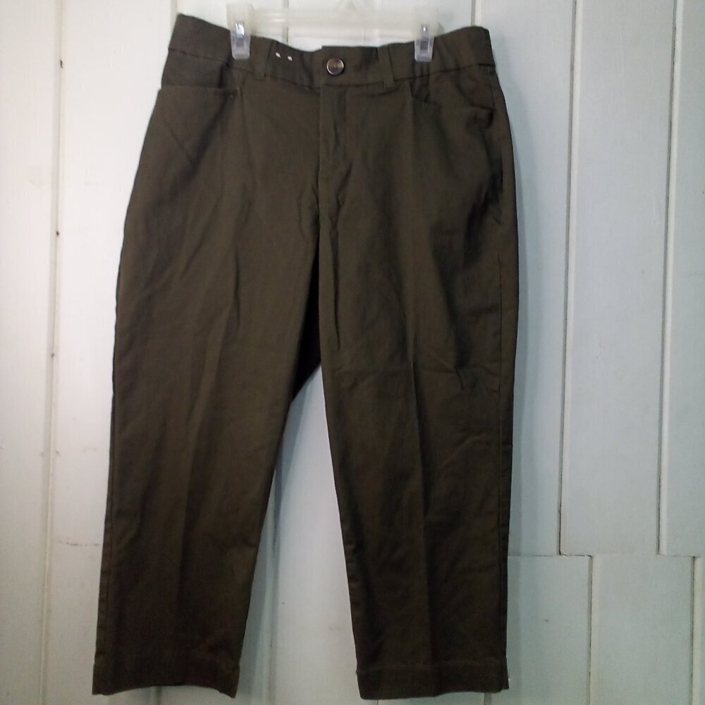 Croft & Barrow Capri Pants Women 12 Classic Fit Stretch Green